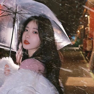 女管家